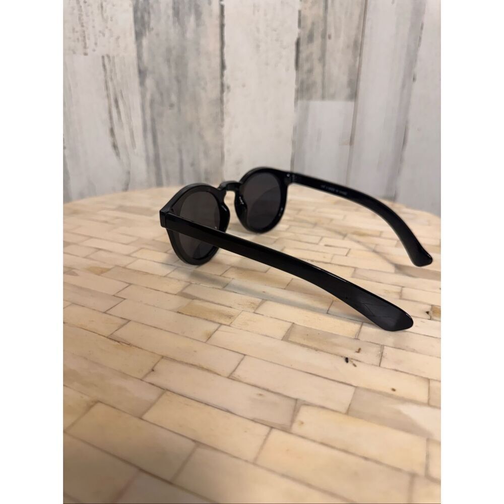 Retro Black Round Frame Sunglasses Classic Dark Lens Hipster Festival Style - Picture 3 of 3